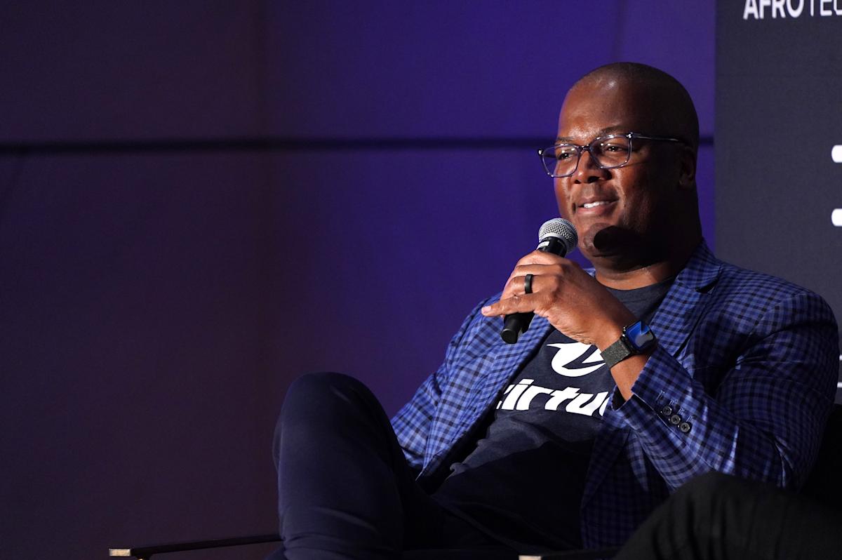 This Navy veteran wants to make it easier to lend money to family This Navy veteran wants to make it easier to lend money to family