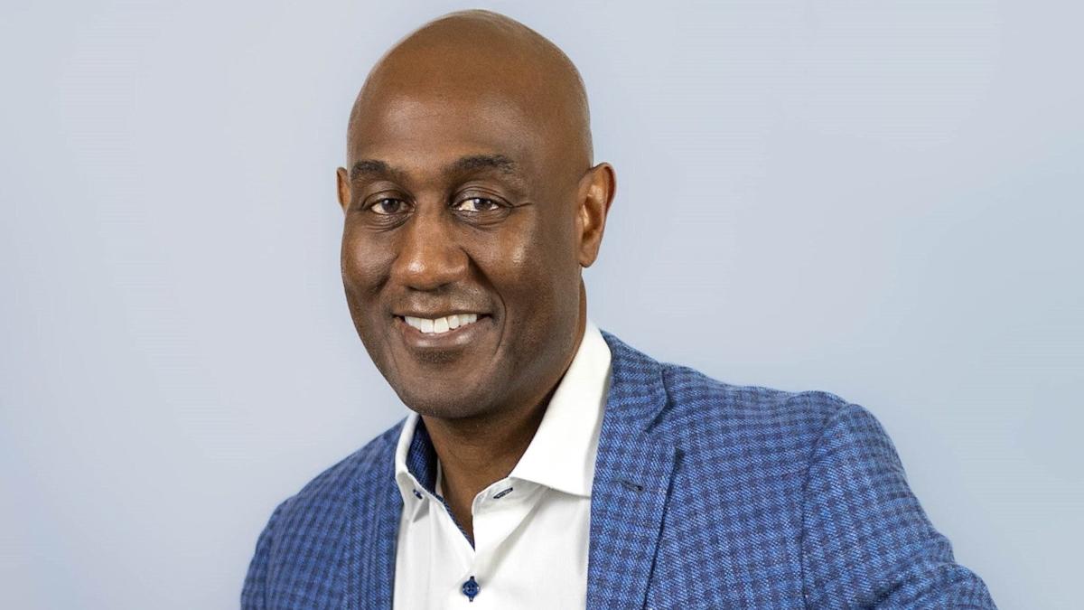 Panera Bread names Earl Ellis as new CFO Panera Bread names Earl Ellis as new CFO