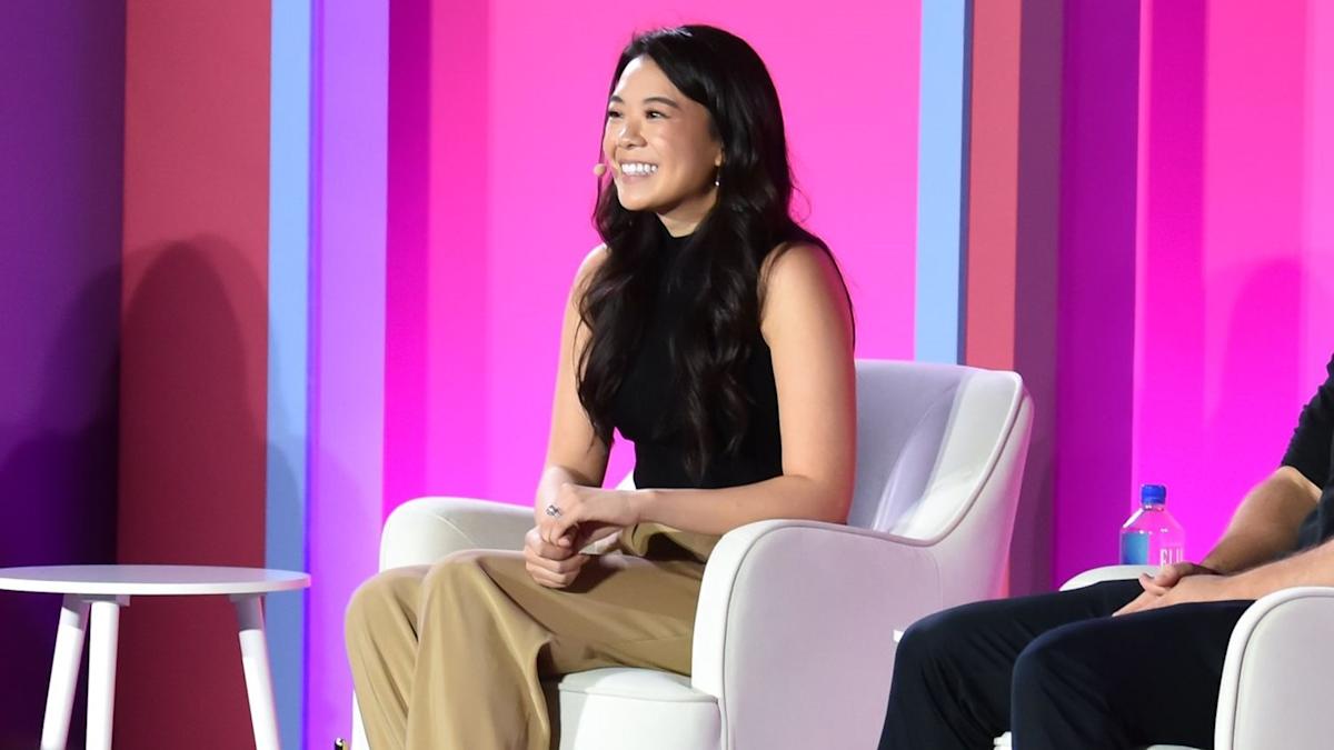 Who Benefits From Trump’s Proposed Credit Card Interest Cap? Vivian Tu Breaks It Down Who Benefits From Trump’s Proposed Credit Card Interest Cap? Vivian Tu Breaks It Down