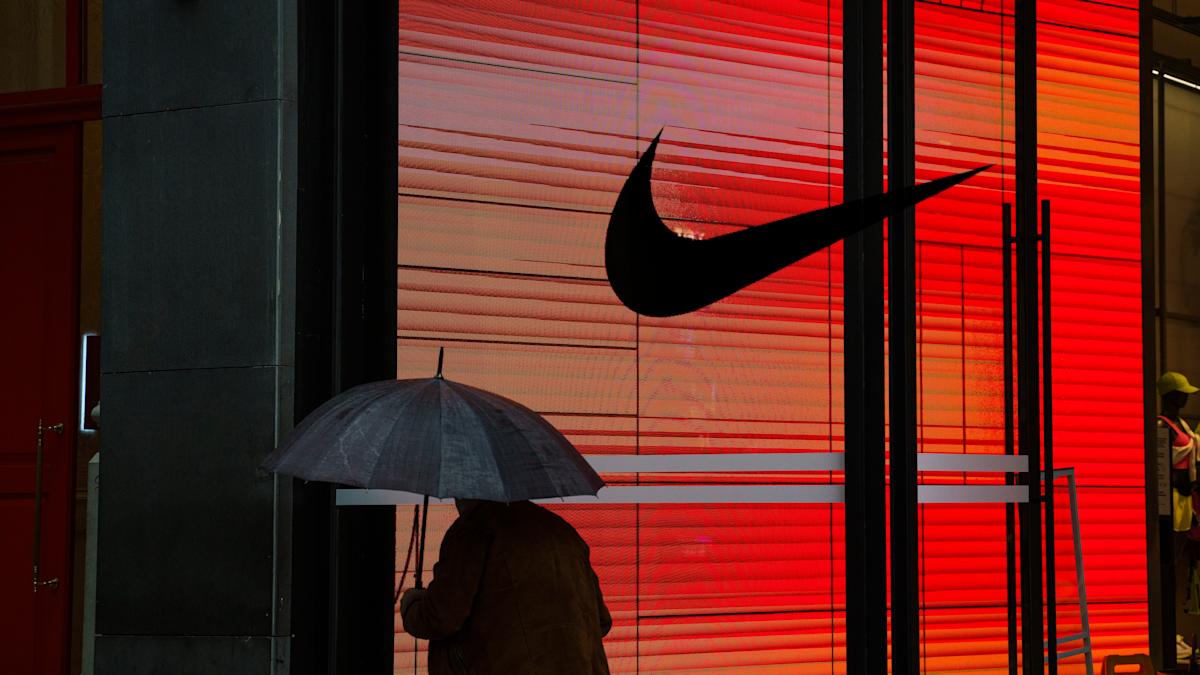 Nike slashes 1,400 more jobs as its stock crashes 70% from pandemic highs — and the real reason isn’t ‘woke’ marketing Nike slashes 1,400 more jobs as its stock crashes 70% from pandemic highs — and the real reason isn’t ‘woke’ marketing
