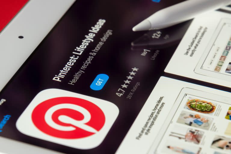 Pinterest (PINS) Surges 5.96% on Bargain-Hunting as Firm Falls to Record Low Pinterest (PINS) Surges 5.96% on Bargain-Hunting as Firm Falls to Record Low