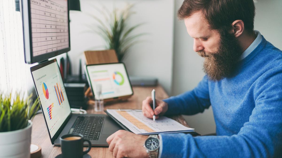 8 Ways To Find Money for Investing in Your Budget 8 Ways To Find Money for Investing in Your Budget