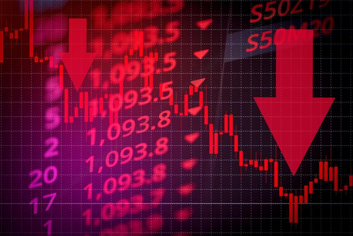 Stocks Reverse Sharply Lower as Tech Stocks Get Crushed Stocks Reverse Sharply Lower as Tech Stocks Get Crushed