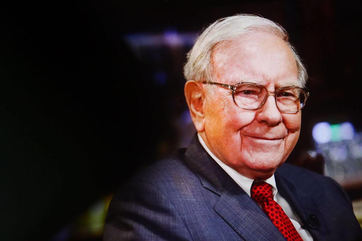 Warren Buffett Praises Taxes Despite Saying ‘If Berkshire Had Sent the Treasury a Million Check Every 20 Minutes’ for a Year, It Would Still Owe Money Warren Buffett Praises Taxes Despite Saying ‘If Berkshire Had Sent the Treasury a Million Check Every 20 Minutes’ for a Year, It Would Still Owe Money