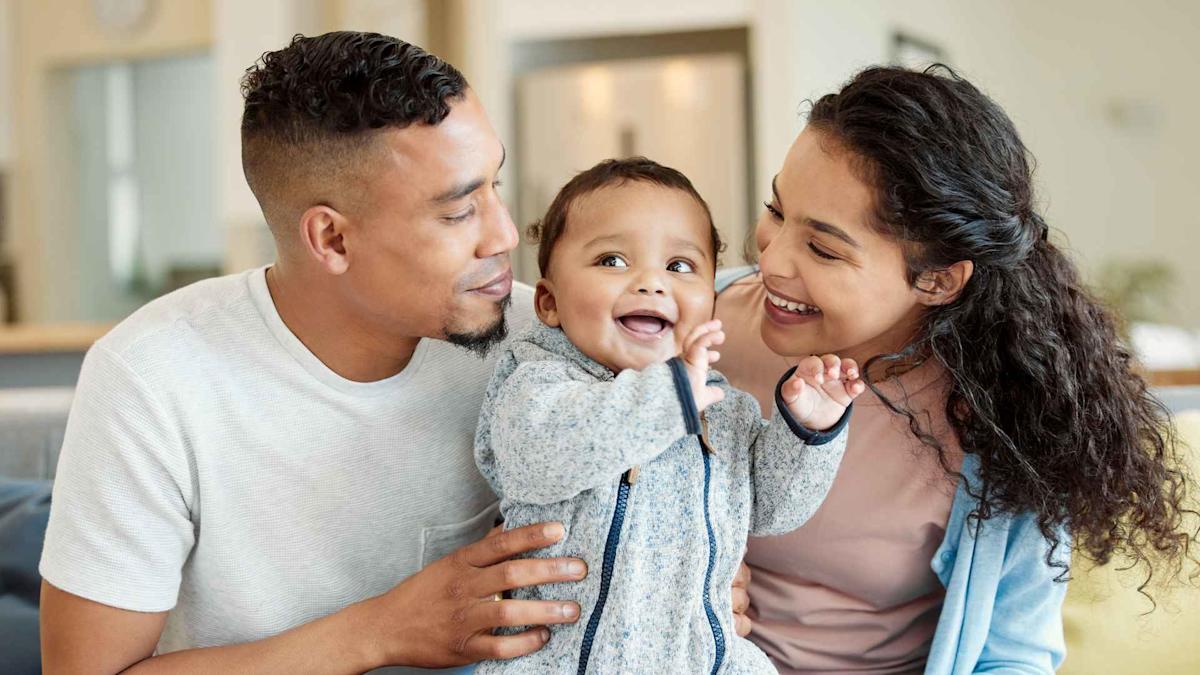4 Ways New Parents Can Help Their Kids Build Wealth Early 4 Ways New Parents Can Help Their Kids Build Wealth Early