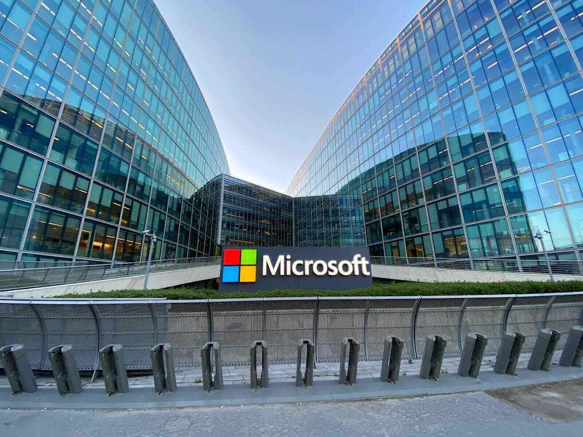 OpenAI Lists Dependence on Microsoft as a ‘Risk’. MSFT Should Perhaps Say the Same OpenAI Lists Dependence on Microsoft as a ‘Risk’. MSFT Should Perhaps Say the Same