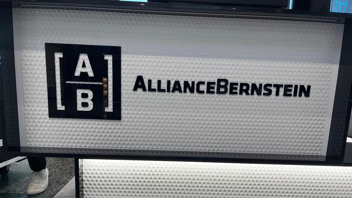 AllianceBernstein picks SimCorp as core investment tech partner AllianceBernstein picks SimCorp as core investment tech partner