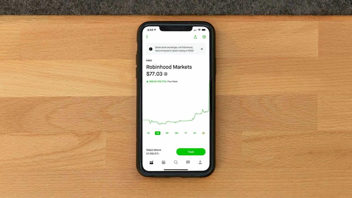 Robinhood Keeps Hitting New Highs. How Should You Play HOOD Stock Here? Robinhood Keeps Hitting New Highs. How Should You Play HOOD Stock Here?