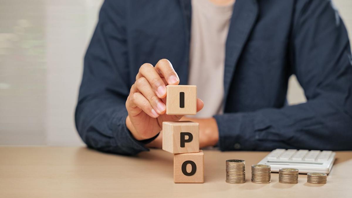 SBI Funds Management engages nine banks for .4bn IPO – report SBI Funds Management engages nine banks for .4bn IPO – report