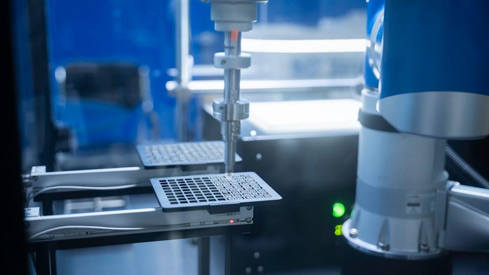 Has Solid Order Intake Solidified ASML Holding N.V. (ASML) As the Best Stock to Buy in a Rising Market? Has Solid Order Intake Solidified ASML Holding N.V. (ASML) As the Best Stock to Buy in a Rising Market?
