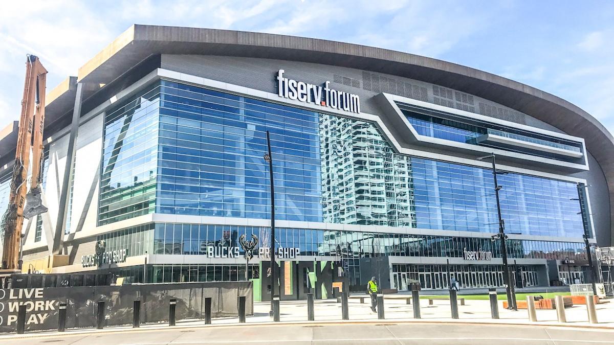 Insiders and Hedge Funds Have Been Aggressively Buying This Fintech Stock Insiders and Hedge Funds Have Been Aggressively Buying This Fintech Stock