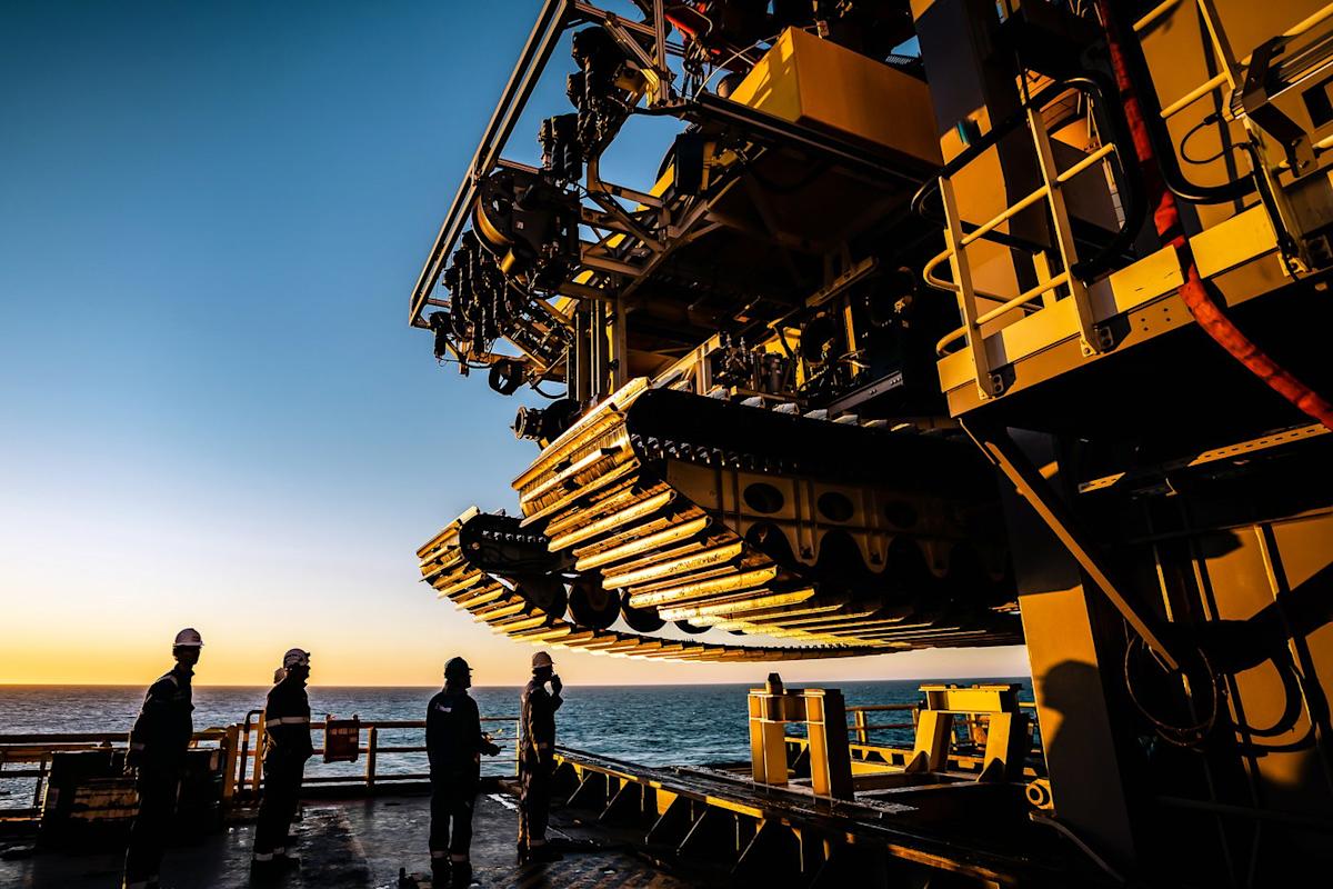 Should You Buy The Metals Company While It’s Under ? Should You Buy The Metals Company While It’s Under ?