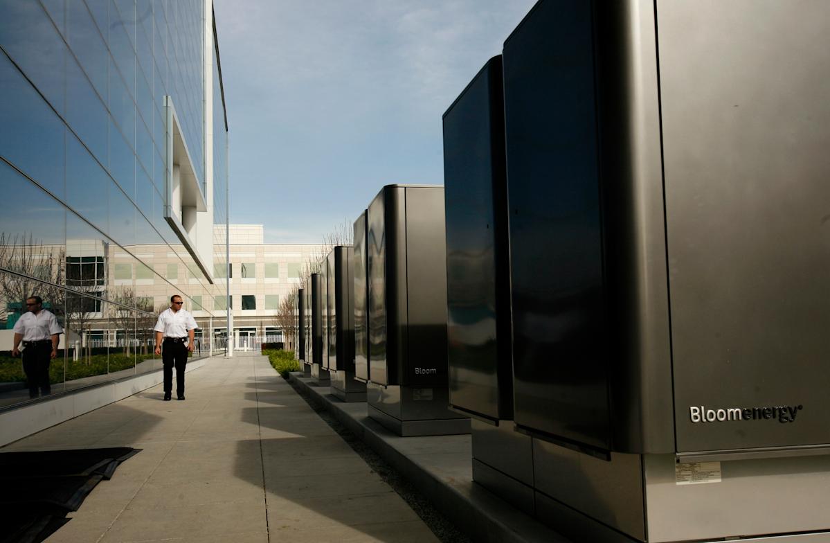 Brookfield backs Bloom Energy with billion for fuel cells to power AI data centers Brookfield backs Bloom Energy with billion for fuel cells to power AI data centers