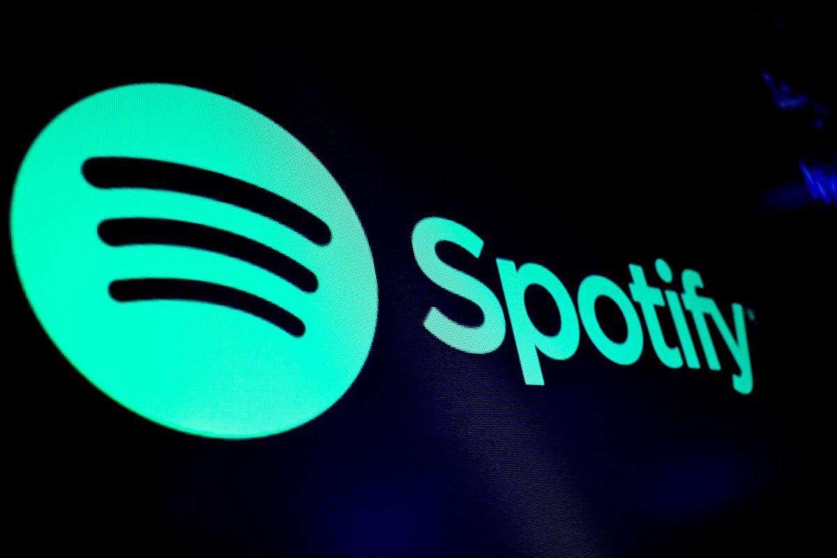 Spotify stock falls after Q2 earnings and revenue miss, snapping back from record highs Spotify stock falls after Q2 earnings and revenue miss, snapping back from record highs
