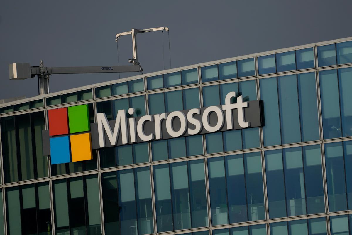Microsoft’s .7 billion deal with IREN shows bitcoin miners’ AI pivot is paying off Microsoft’s .7 billion deal with IREN shows bitcoin miners’ AI pivot is paying off