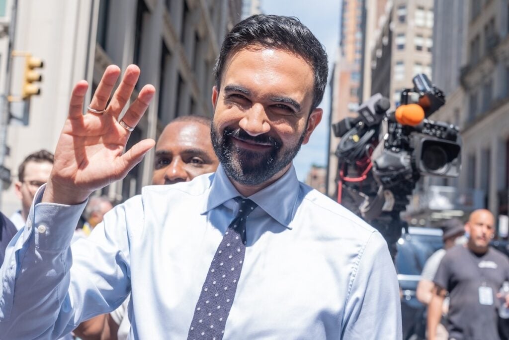 Peter Schiff Warns Zohran Mamdani’s Government Grocery Plan Will Be ‘Far Less Efficient’ — Mayor Says ‘I Look Forward To The Competition’ Peter Schiff Warns Zohran Mamdani’s Government Grocery Plan Will Be ‘Far Less Efficient’ — Mayor Says ‘I Look Forward To The Competition’