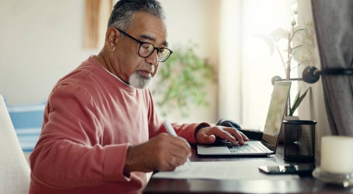 Georgia financial advisor admitted to scamming 0M from 2,000 clients in Ponzi scheme. How to spot shady investments Georgia financial advisor admitted to scamming 0M from 2,000 clients in Ponzi scheme. How to spot shady investments