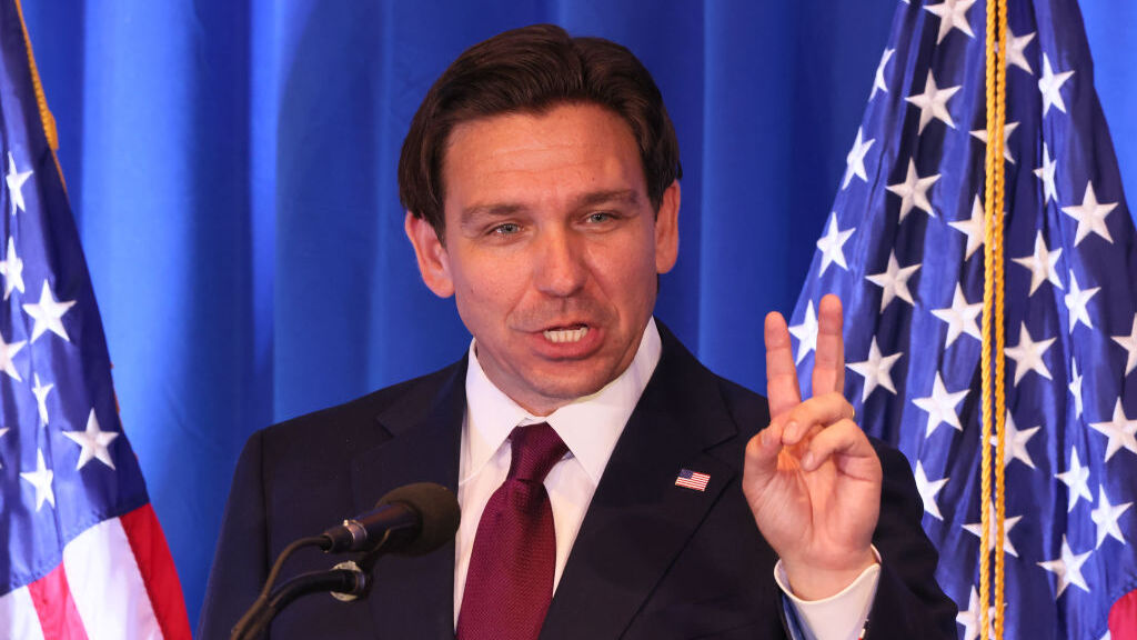 Ron DeSantis urges tax-worn New Yorkers to flee and ‘embrace’ Florida — blasts Mamdani tax hikes Ron DeSantis urges tax-worn New Yorkers to flee and ‘embrace’ Florida — blasts Mamdani tax hikes