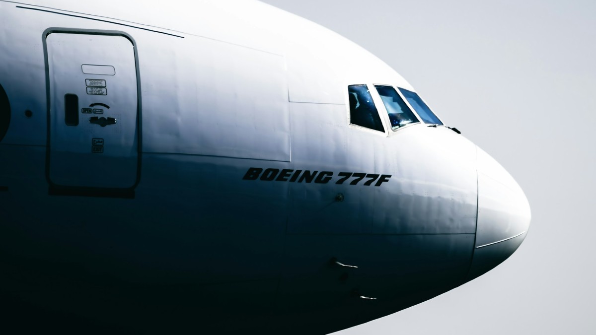 Boeing Revenue Jumps on Deliveries as Losses Narrow and Backlog Hits Record Boeing Revenue Jumps on Deliveries as Losses Narrow and Backlog Hits Record