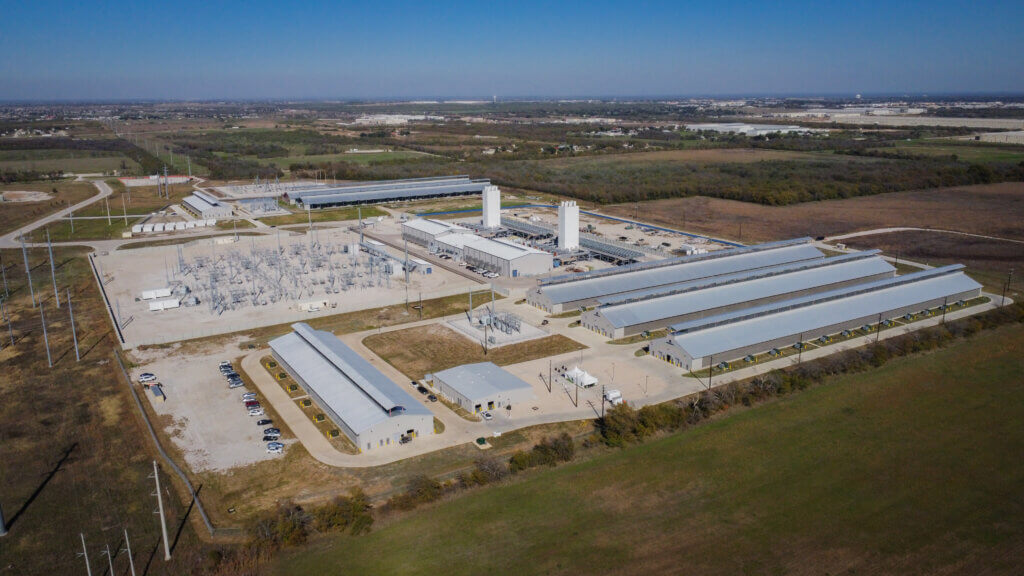 Core Scientific jumps 7% in morning markets as data center firm announces 440 MW expansion at Oklahoma site Core Scientific jumps 7% in morning markets as data center firm announces 440 MW expansion at Oklahoma site
