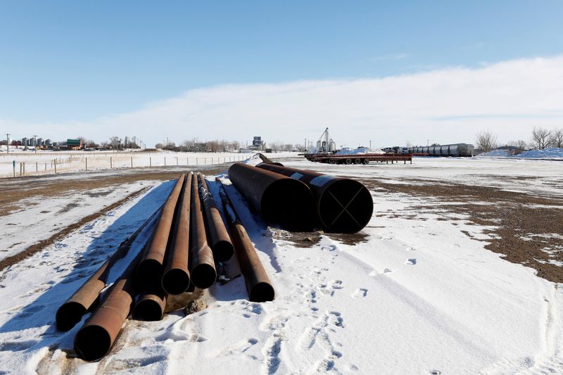 Analysis-South Bow plan to revive parts of Keystone XL needs Trump approval, US oil pipeline links Analysis-South Bow plan to revive parts of Keystone XL needs Trump approval, US oil pipeline links