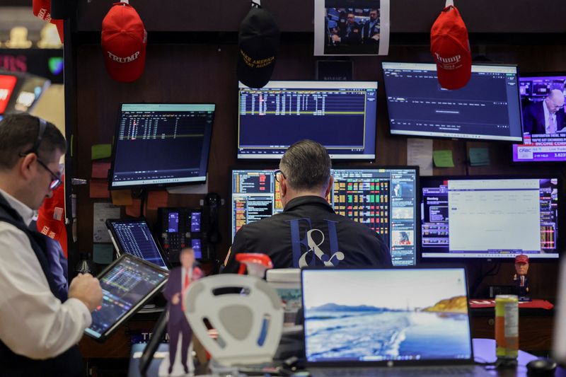 Deal, delay or strike? Investors on edge as Trump’s Iran deadline nears Deal, delay or strike? Investors on edge as Trump’s Iran deadline nears
