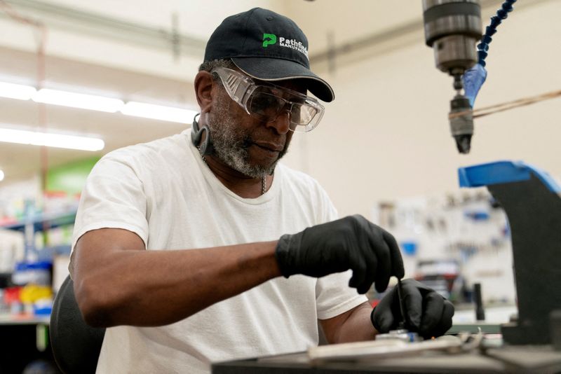 Analysis-New cybersecurity rules for US defense industry create barrier for some small suppliers Analysis-New cybersecurity rules for US defense industry create barrier for some small suppliers