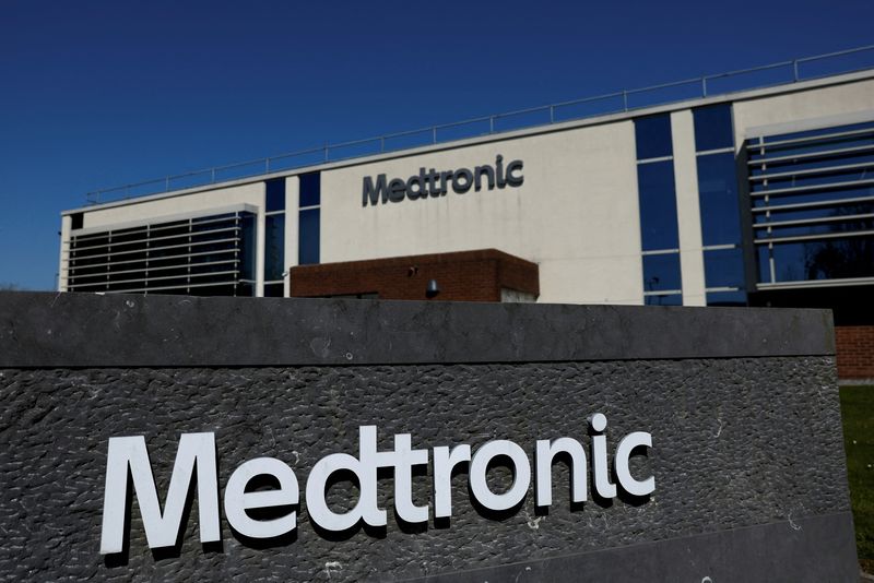 Medtronic beats quarterly profit estimates on robust demand for heart devices Medtronic beats quarterly profit estimates on robust demand for heart devices