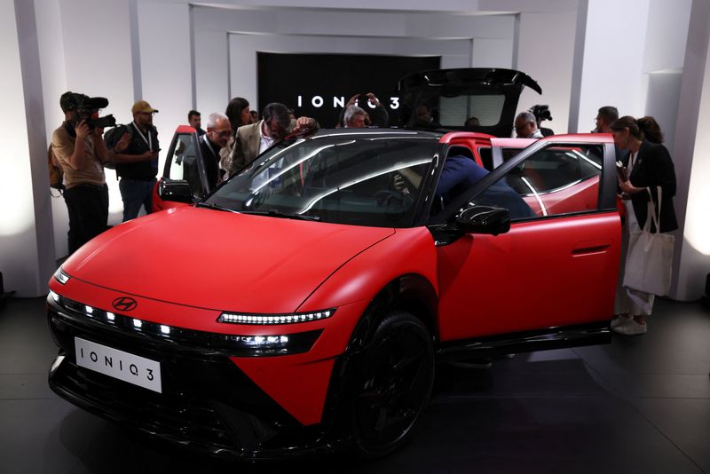 Hyundai faces challenge replacing lost Middle East sales, CEO says Hyundai faces challenge replacing lost Middle East sales, CEO says