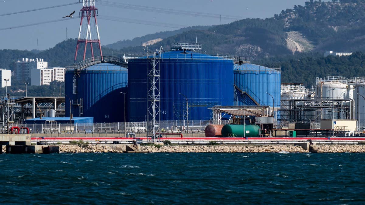 Shell CEO sends blunt message on oil and the economy Shell CEO sends blunt message on oil and the economy