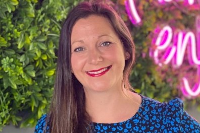 Nicola Ellis scoops CFP Planner of the Year award Nicola Ellis scoops CFP Planner of the Year award