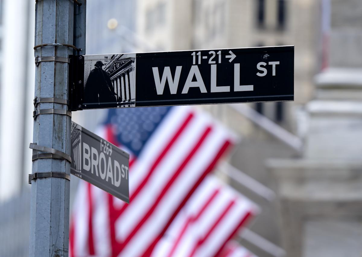 Stock market today: Dow, S&P 500, Nasdaq futures steady as Home Depot leads out big retail earnings Stock market today: Dow, S&P 500, Nasdaq futures steady as Home Depot leads out big retail earnings