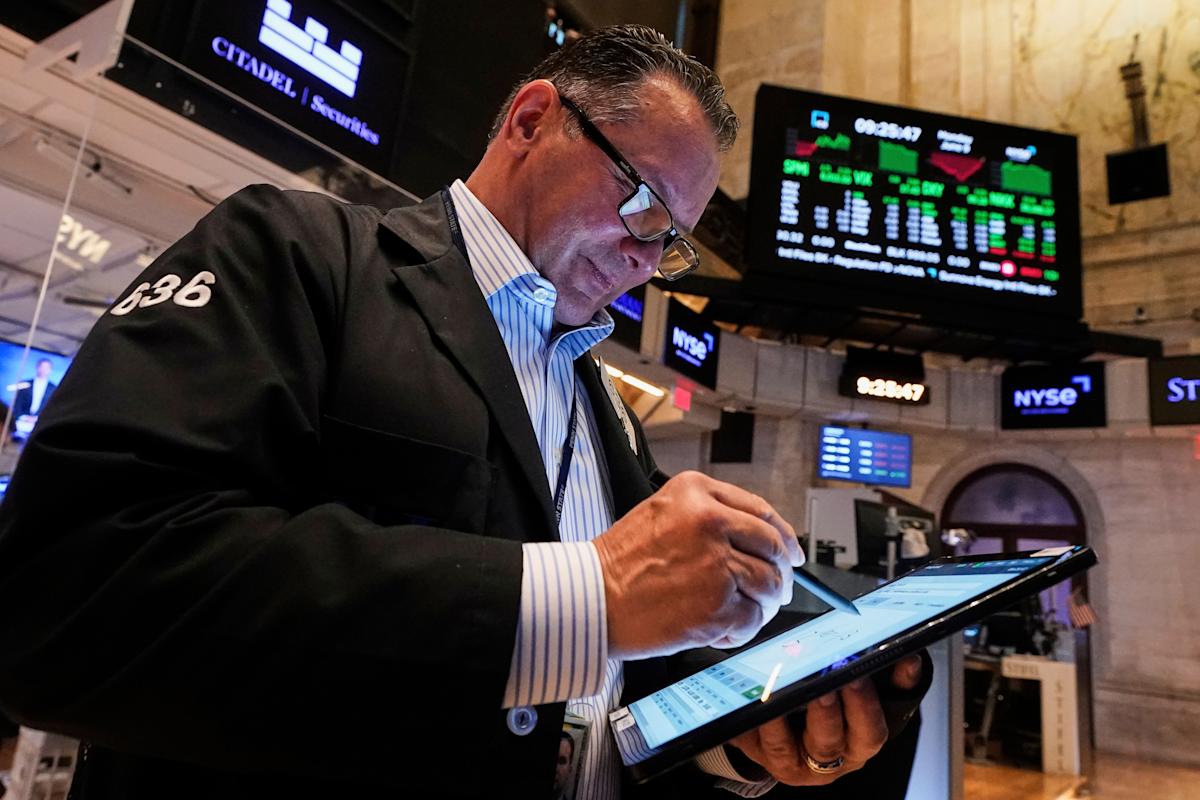 Stock market today: Dow, S&P 500, Nasdaq drift higher, dollar slides amid renewed tariff threats Stock market today: Dow, S&P 500, Nasdaq drift higher, dollar slides amid renewed tariff threats