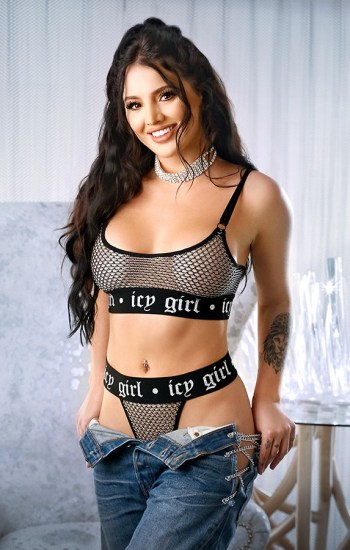 Icy Girl Bralette & G-string Icy Girl Bralette & G-string