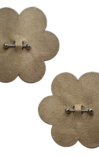Pastease Nude Flower w/Barbell Piercing Pastease Nude Flower w/Barbell Piercing