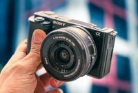 Kamera Mirrorless Bajet Rendah Terbaik 2025 Kamera Mirrorless Bajet Rendah Terbaik 2025