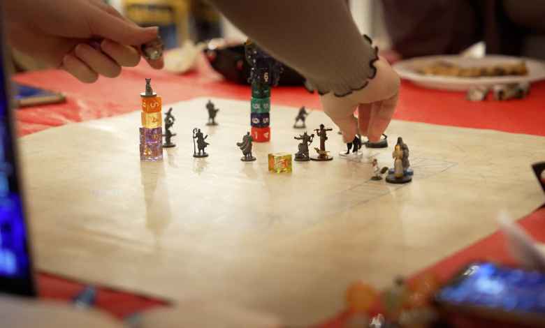 50 years in, Dungeons & Dragons is still popular—and profitable 50 years in, Dungeons & Dragons is still popular—and profitable