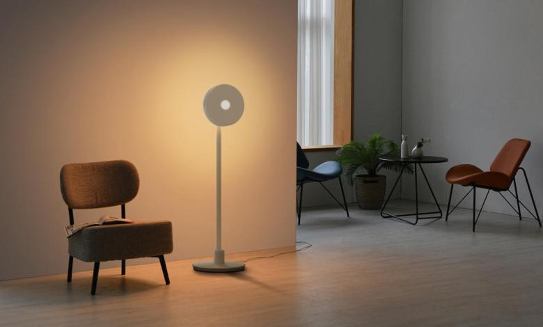 LG’s new projector looks like a stand fan LG’s new projector looks like a stand fan
