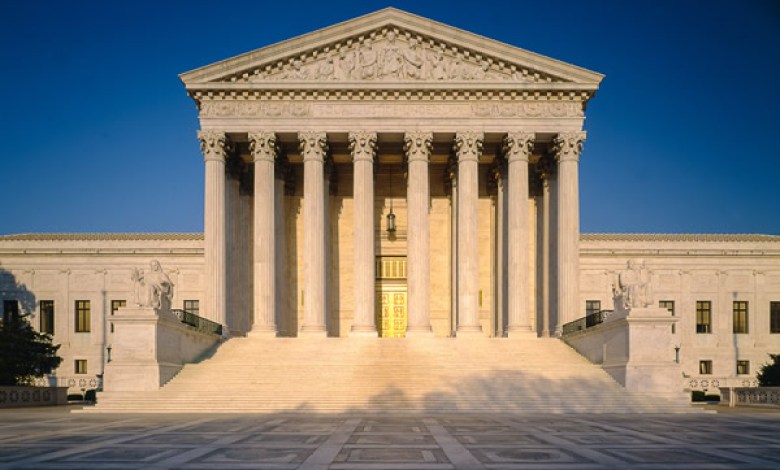 Donald Trump asks the Supreme Court to delay the TikTok ban Donald Trump asks the Supreme Court to delay the TikTok ban