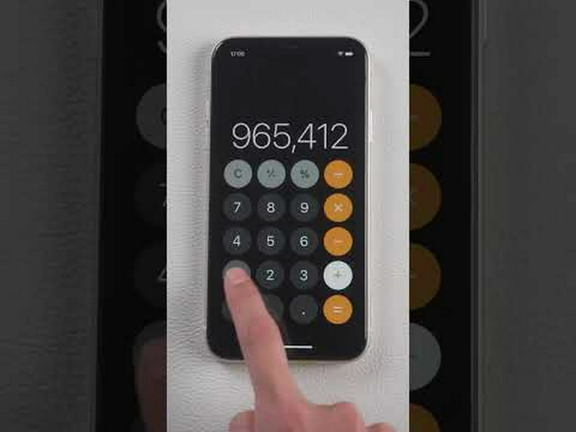 Apple Watch: 検索中に iPhone を点滅させる Apple Watch: 検索中に iPhone を点滅させる