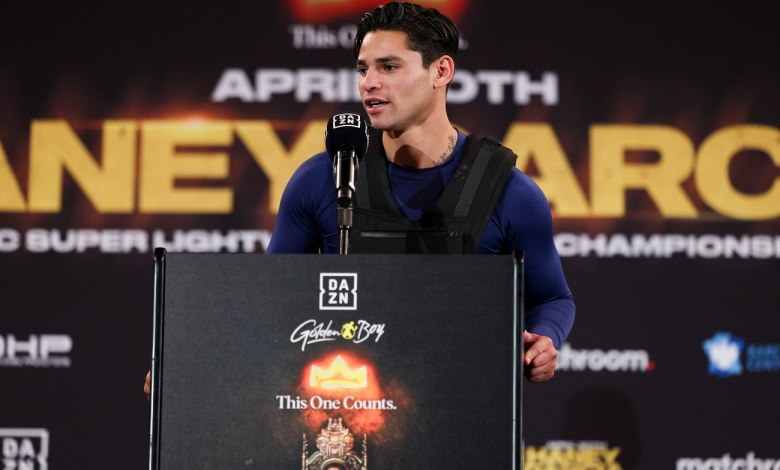 De La Hoya Wants Teofimo Lopez For Ryan Garcia’s Comeback Fight De La Hoya Wants Teofimo Lopez For Ryan Garcia’s Comeback Fight