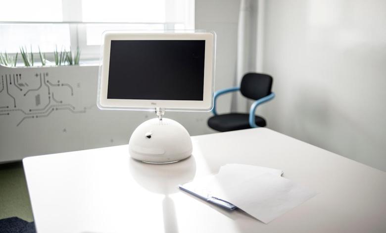 Apple may be going for a cute retro design for its smart home display Apple may be going for a cute retro design for its smart home display
