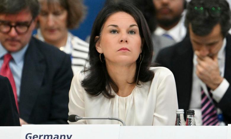 Germany is warning Assad supporters involved in atrocities in Syria against trying to flee there Germany is warning Assad supporters involved in atrocities in Syria against trying to flee there