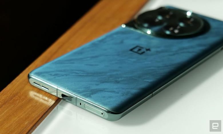 The OnePlus 12 smartphone drops to a record low of 0 on Big Day The OnePlus 12 smartphone drops to a record low of 0 on Big Day