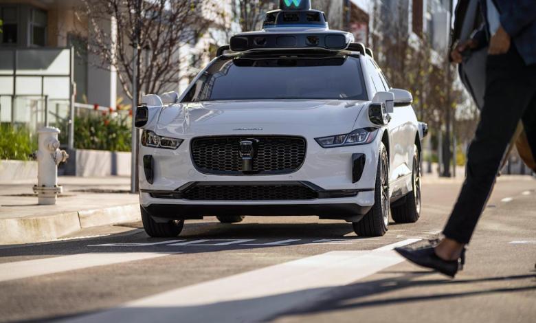 Waymo’s self-driving cars are clearly an insurance company’s dream Waymo’s self-driving cars are clearly an insurance company’s dream