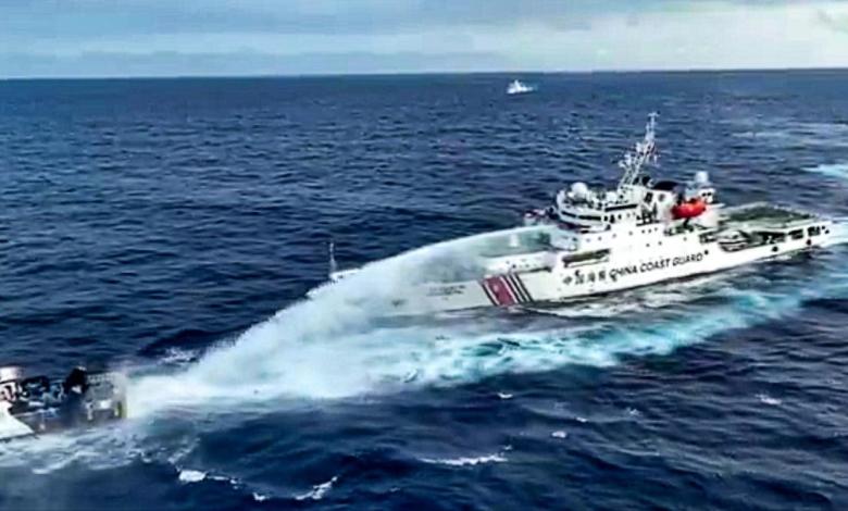 Chinese coast guard uses water cannon, intercepts Philippine ships near Scarborough Shoal Chinese coast guard uses water cannon, intercepts Philippine ships near Scarborough Shoal