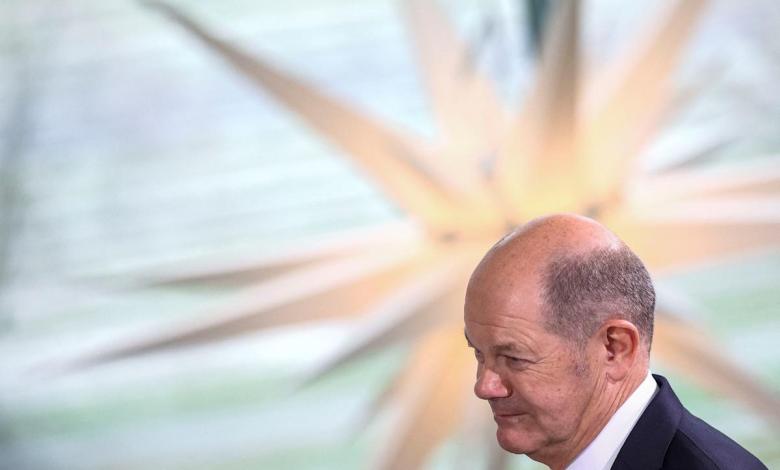The EU’s two largest economies are facing political uncertainty The EU’s two largest economies are facing political uncertainty