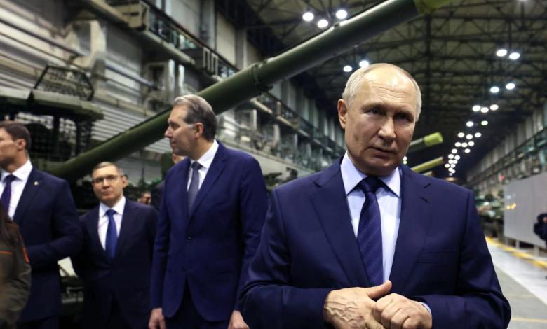 Russia’s defense industry has a severe labor shortage. Laws about what jobs women can do are part of the issue. Russia’s defense industry has a severe labor shortage. Laws about what jobs women can do are part of the issue.