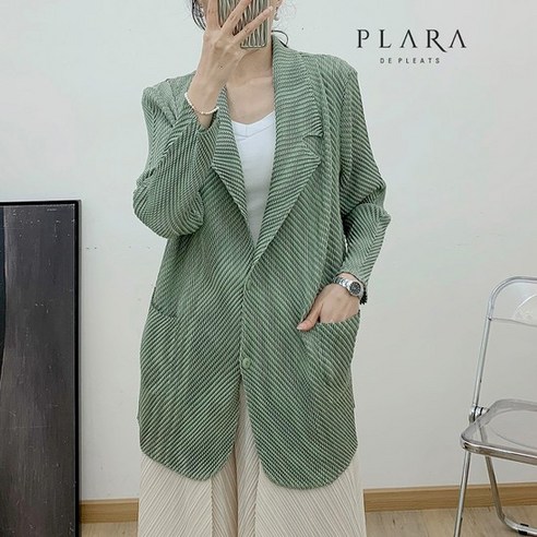 플라라 (88까지)플리츠스네이크루즈핏자켓