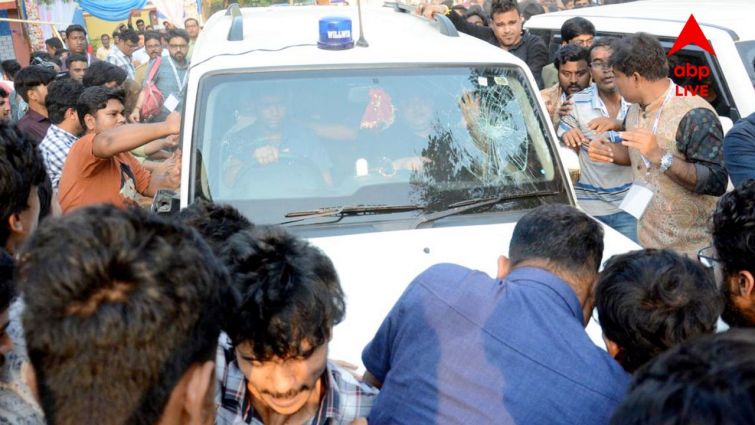 ফের রণক্ষেত্র শিক্ষাঙ্গন, ৫ বছর আগে কী ঘটেছিল এই যাদবপুর বিশ্ববিদ্যালয়ে? ফের রণক্ষেত্র শিক্ষাঙ্গন, ৫ বছর আগে কী ঘটেছিল এই যাদবপুর বিশ্ববিদ্যালয়ে?